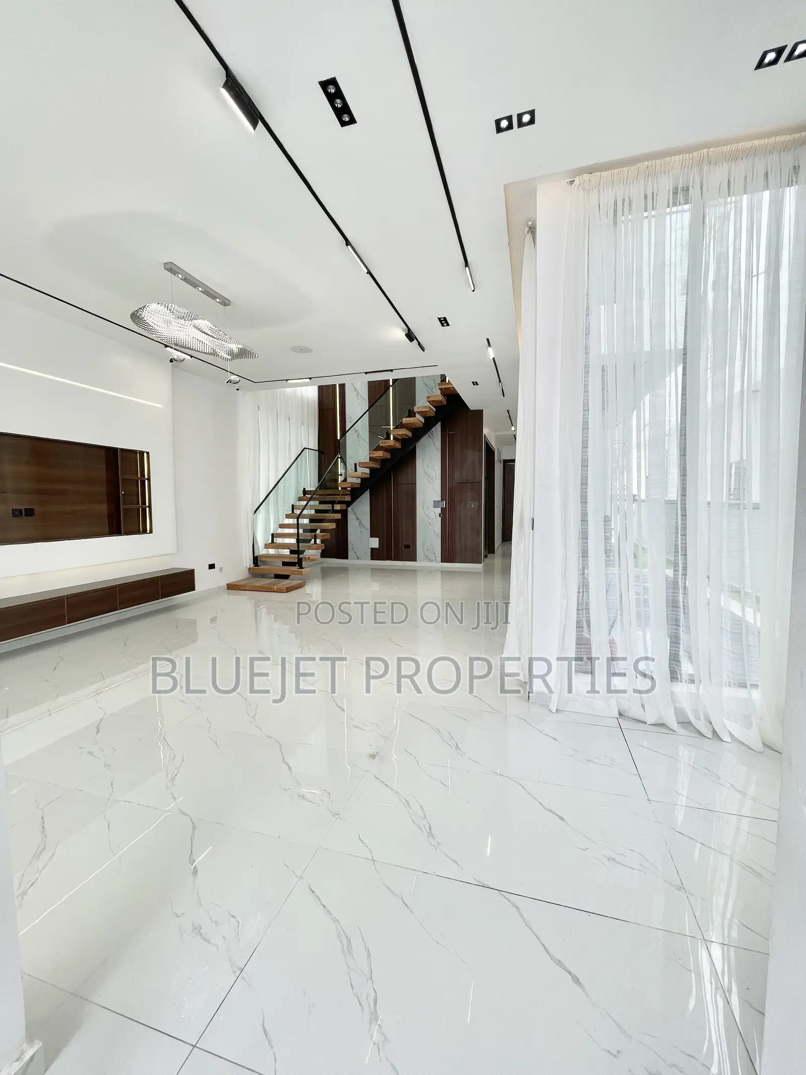 Furnished 5bdrm Duplex in Lekki, VGC / Ajah for sale