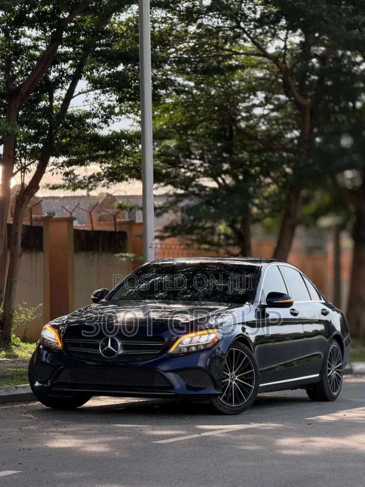 Mercedes-Benz C300 2019 Black