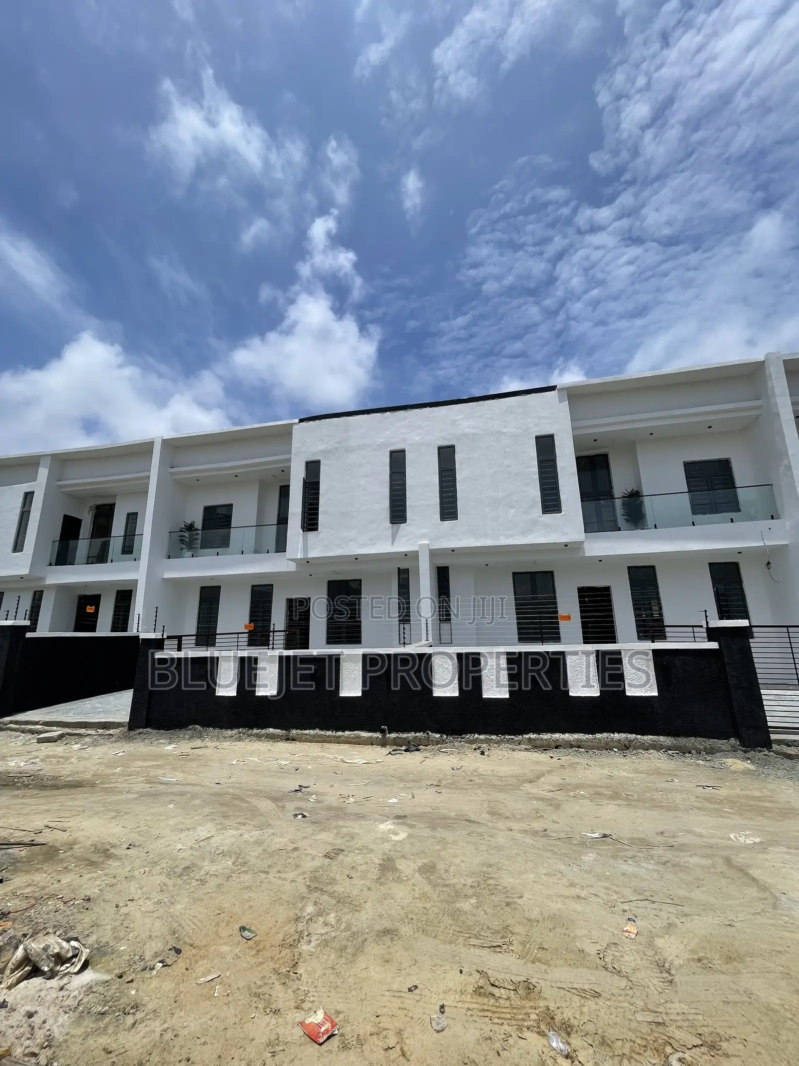 3bdrm Townhouse/Terrace in Sangotedo for sale