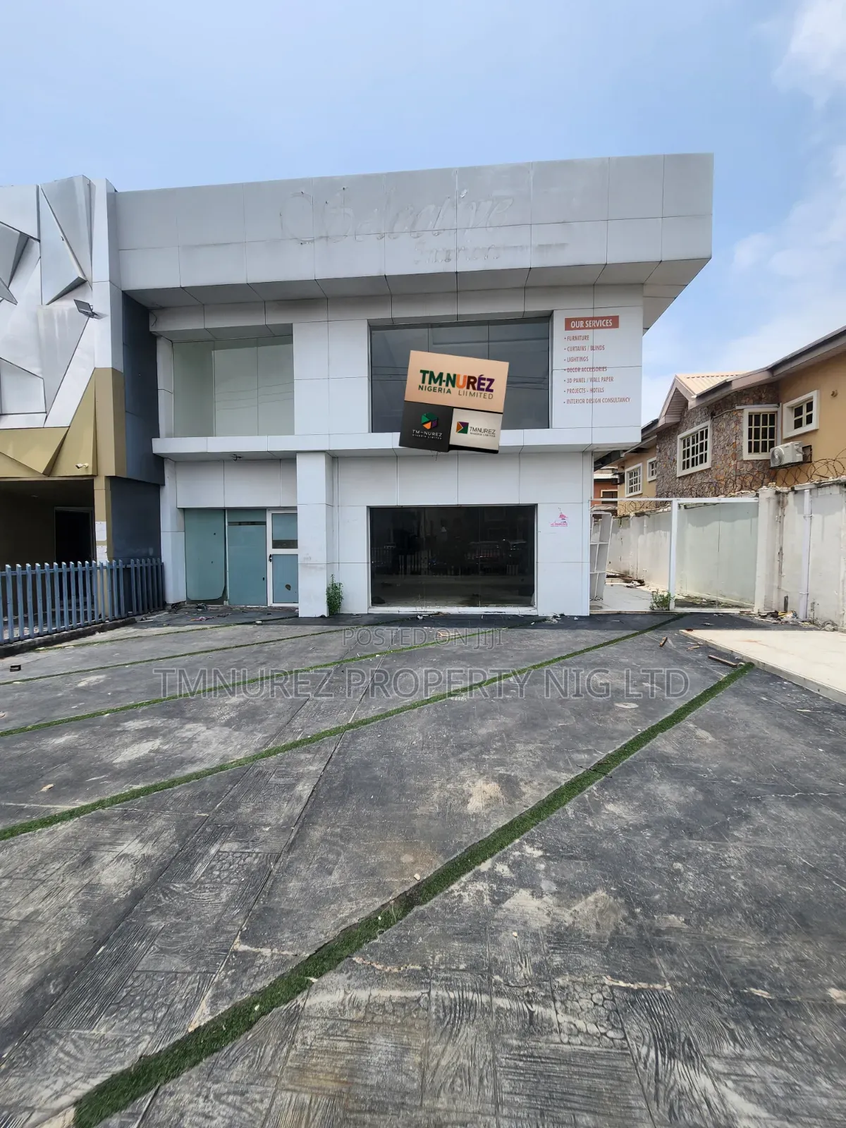 6BEDROOM DUPLEX Comercial Use Fir Rent in a Very Good Place at Lekkki