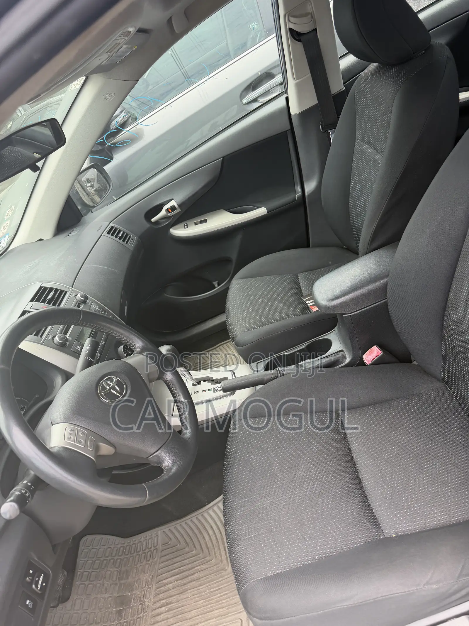 Toyota Corolla S 4dr Sedan (1.8L 4cyl 4A) 2010 Gray