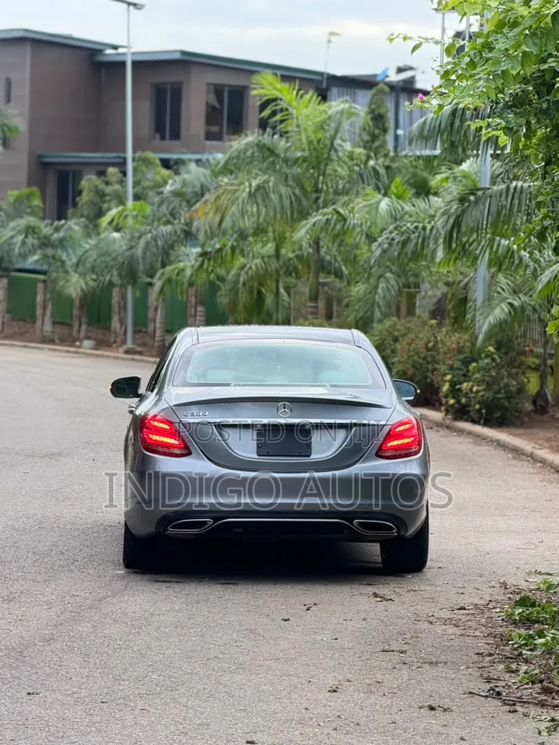 Mercedes-Benz C300 2015 Gray