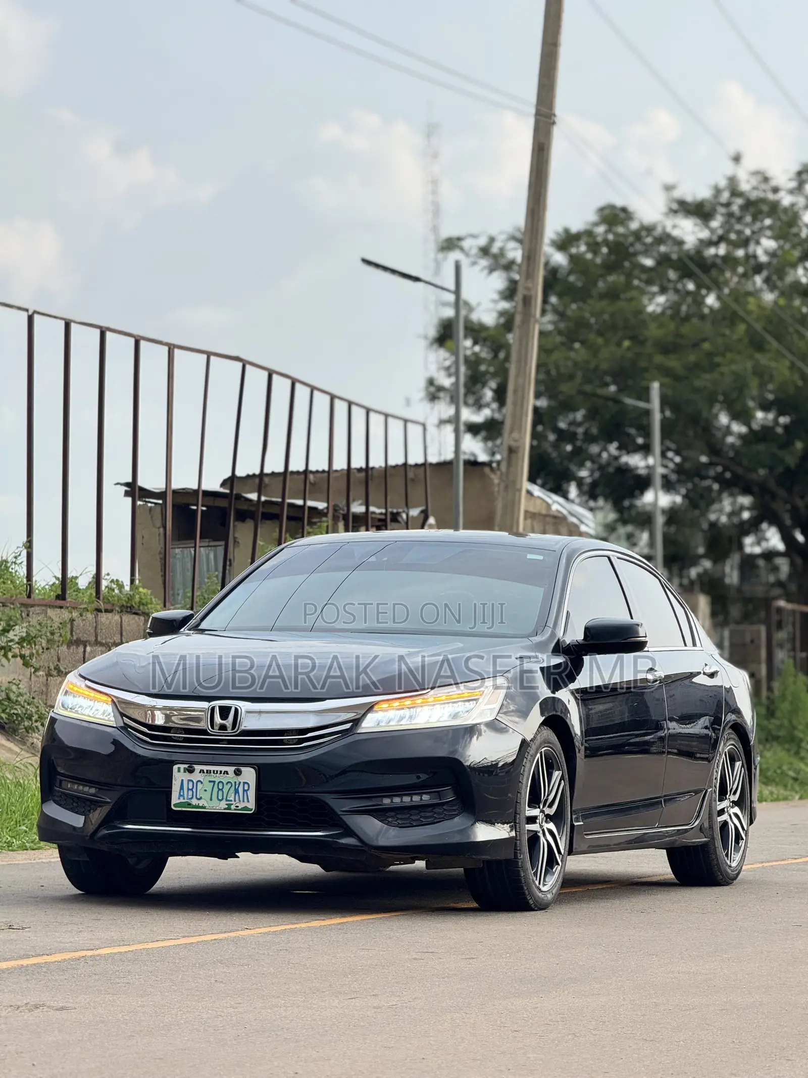 Honda Accord Touring V6 4dr Sedan FWD (3.5L 6cyl 6A) 2017 Black