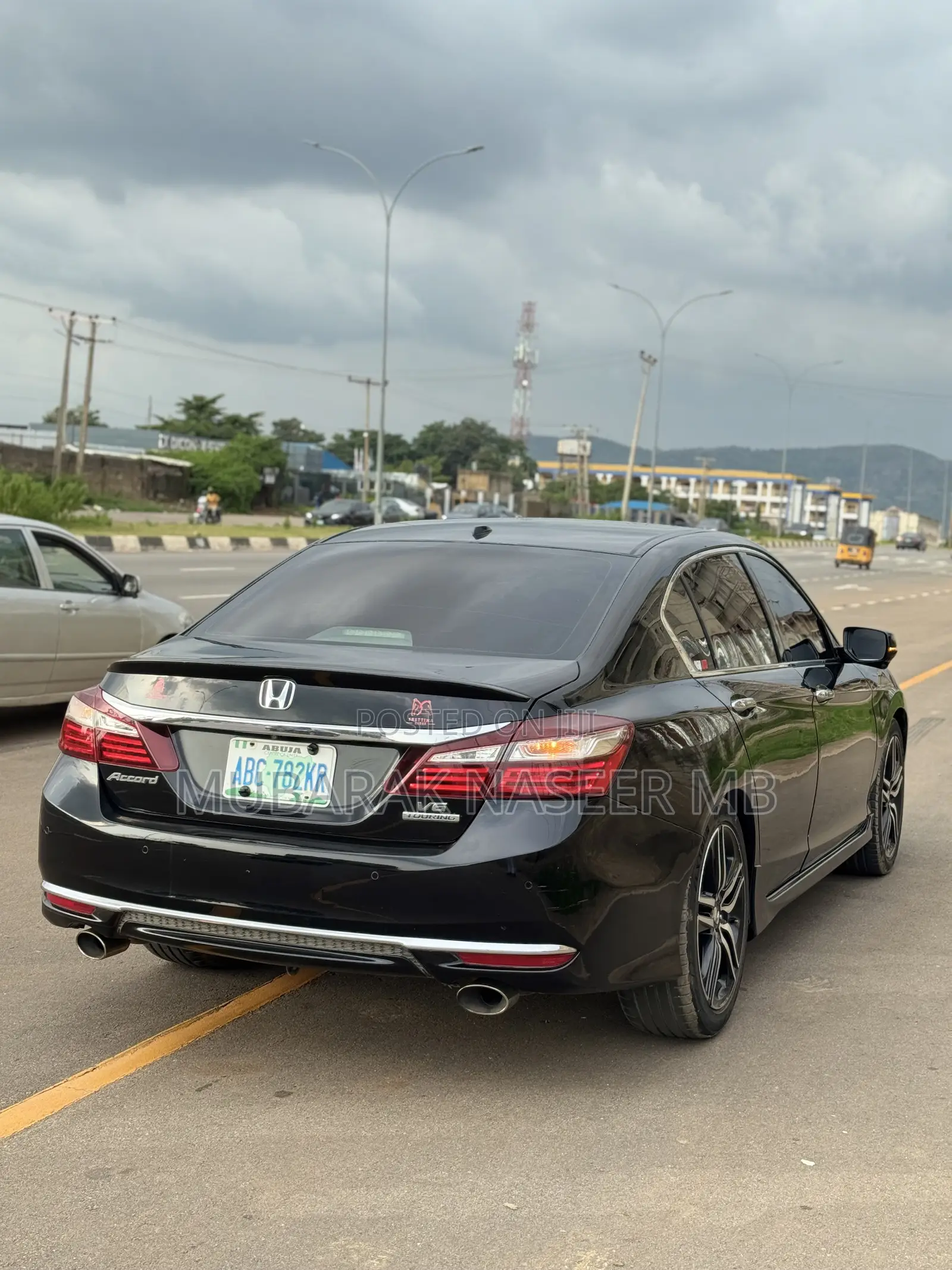 Honda Accord Touring V6 4dr Sedan FWD (3.5L 6cyl 6A) 2017 Black