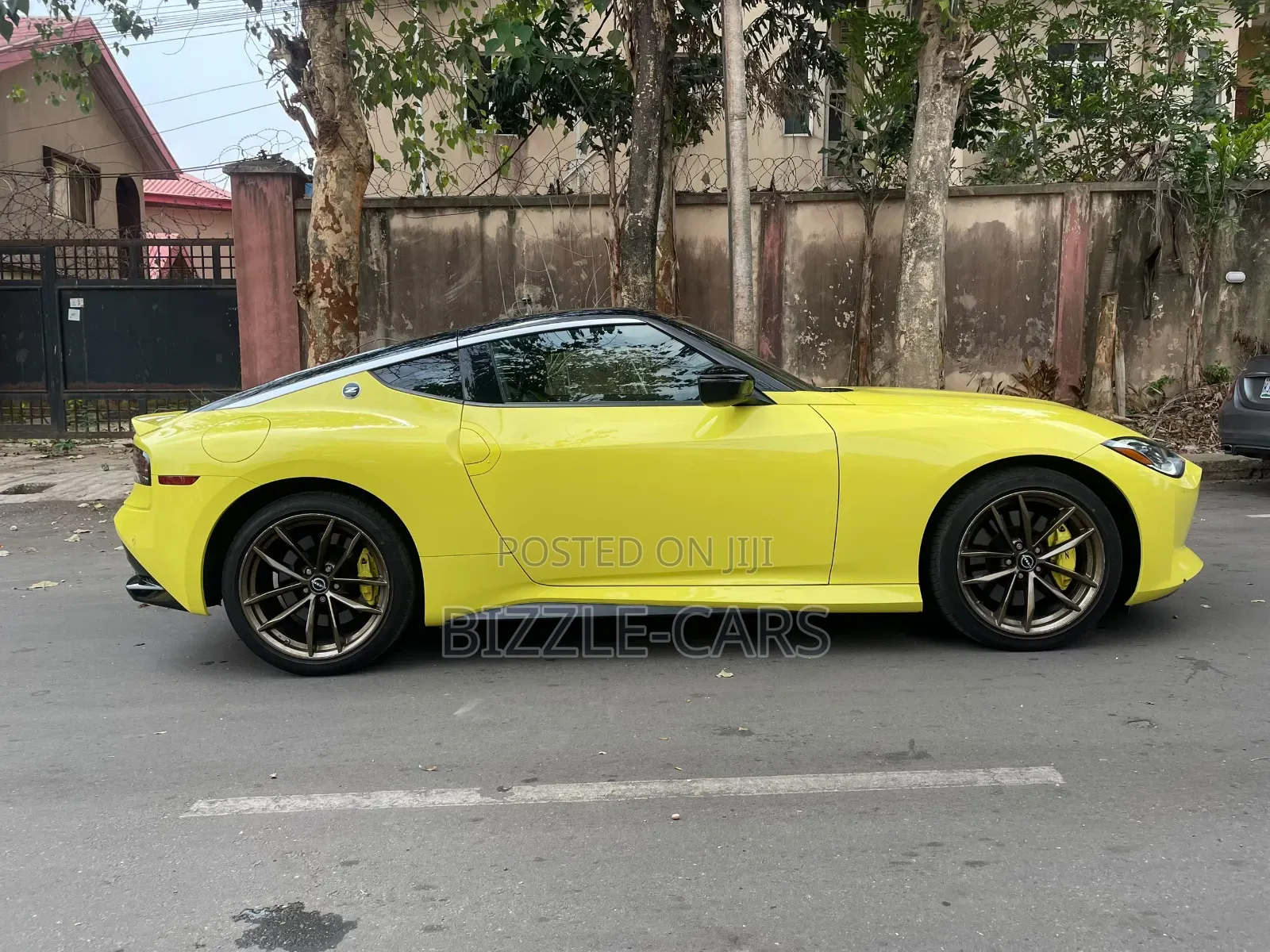 Nissan 370Z 2024 Yellow