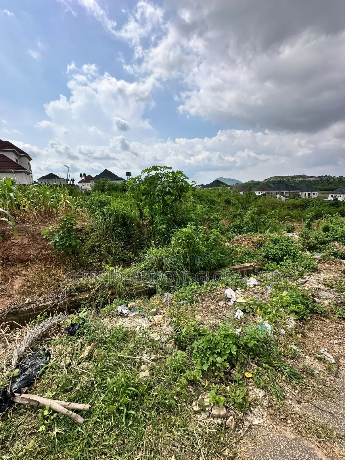 700sqm of Land for Fully Detached Duplex With Bq