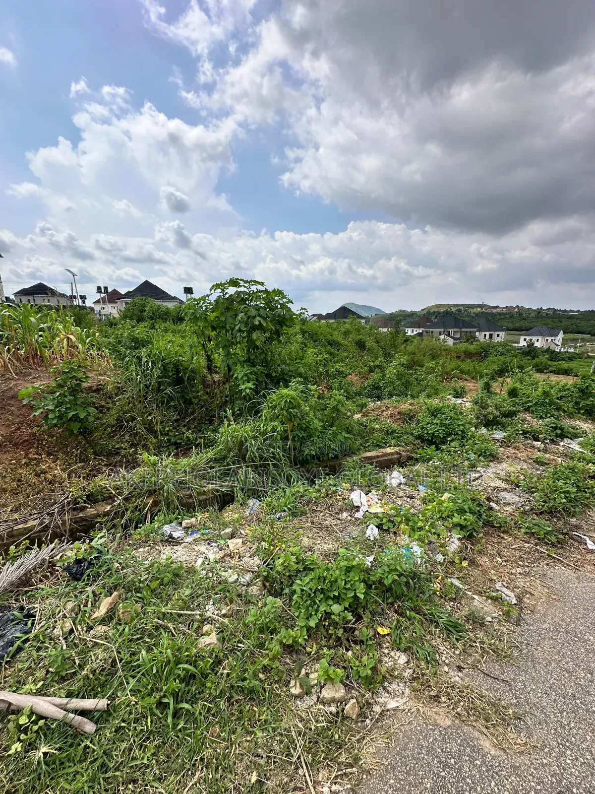 700sqm of Land for Fully Detached Duplex With Bq