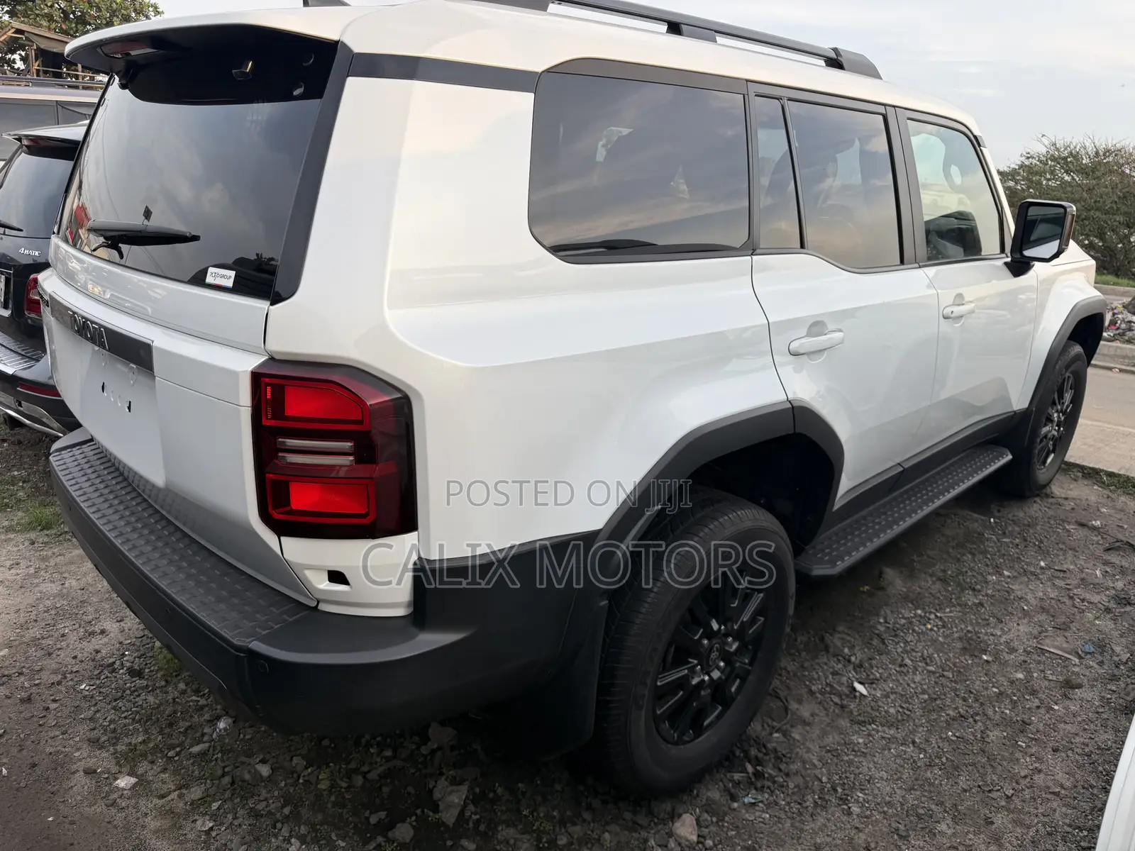 Toyota Land Cruiser 2025 White