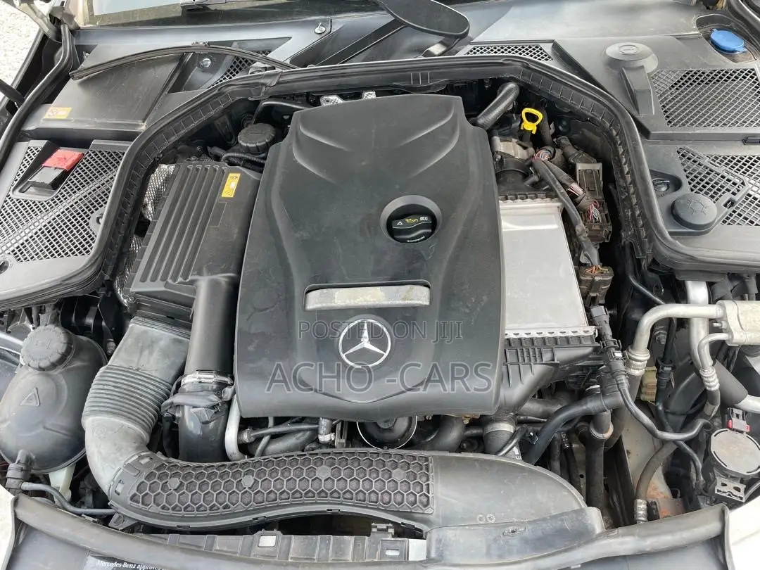 Mercedes-Benz C300 2016 Gray