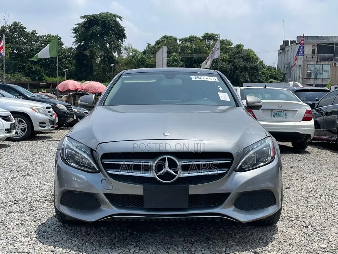 Mercedes-Benz C300 2016 Gray