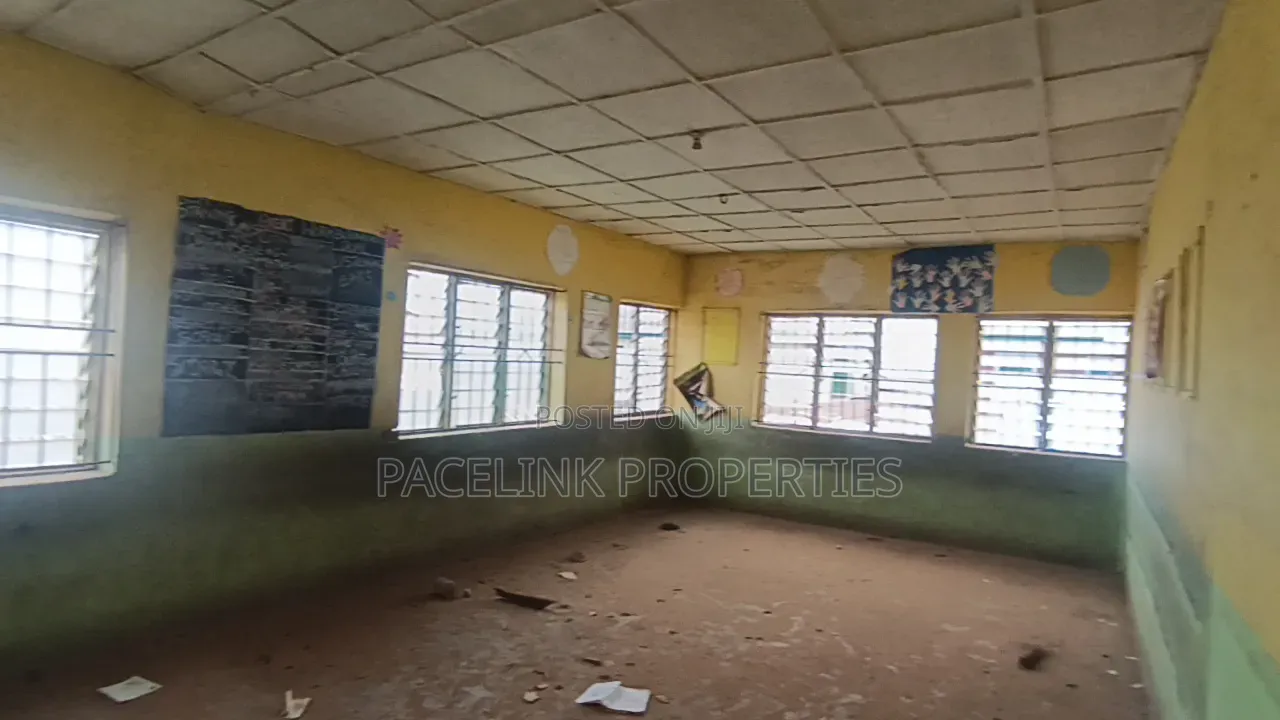 12bdrm Block of Flats in Ayobo Itele Ogun for sale