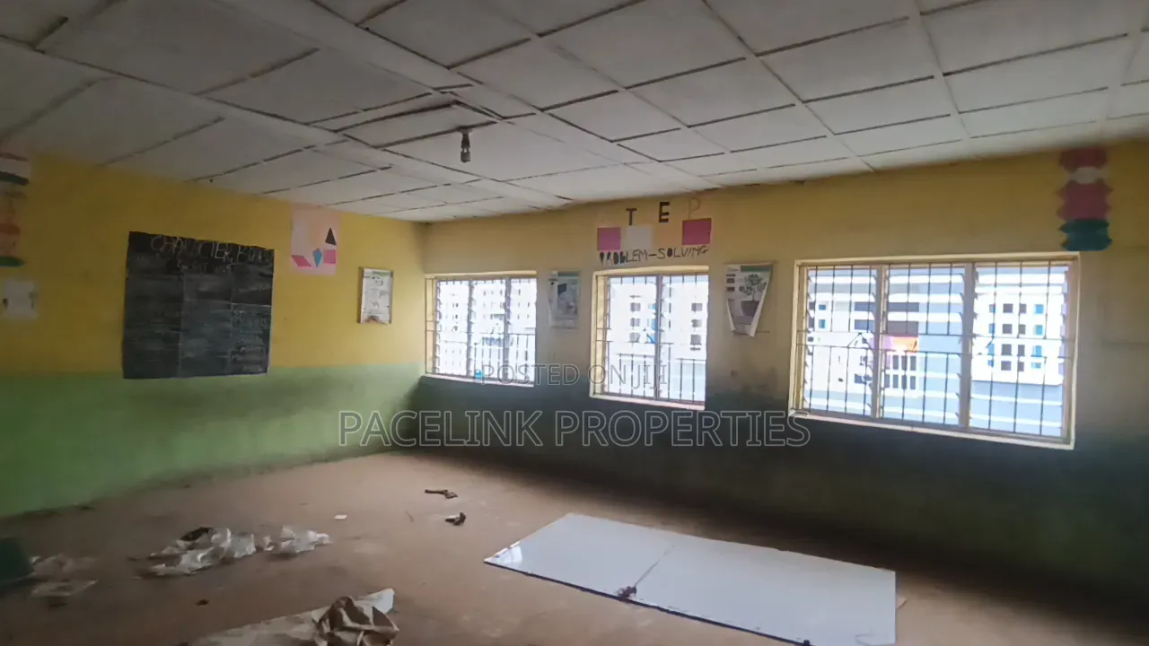 12bdrm Block of Flats in Ayobo Itele Ogun for sale