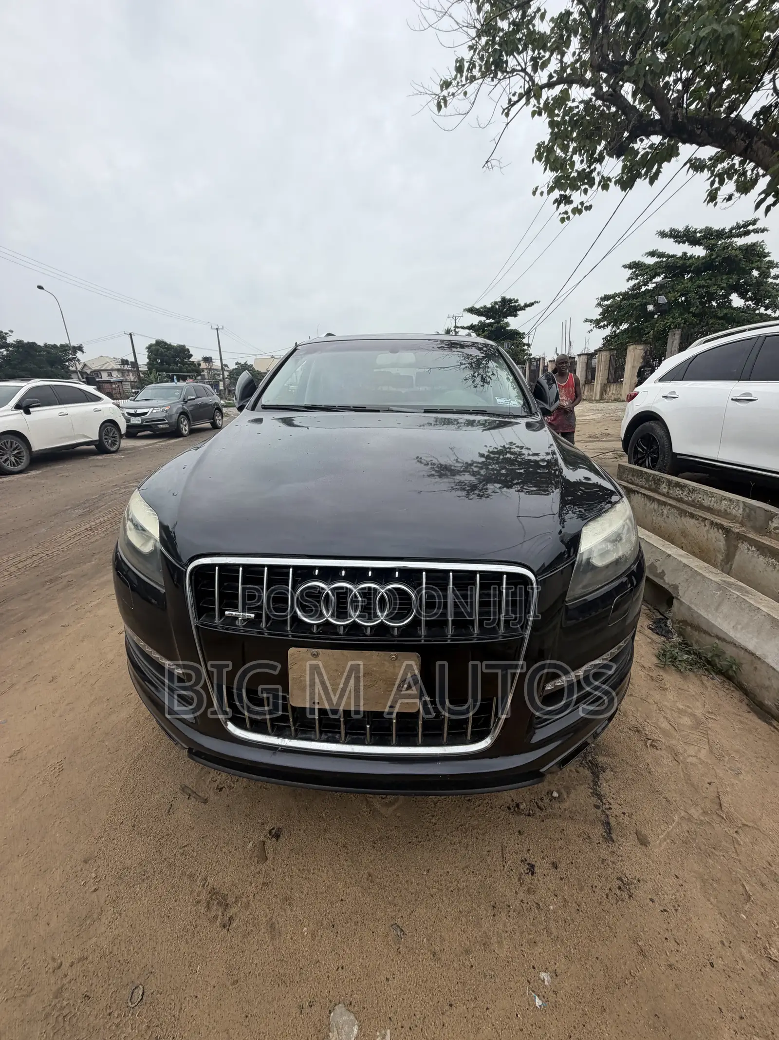 Audi Q7 2010 Black