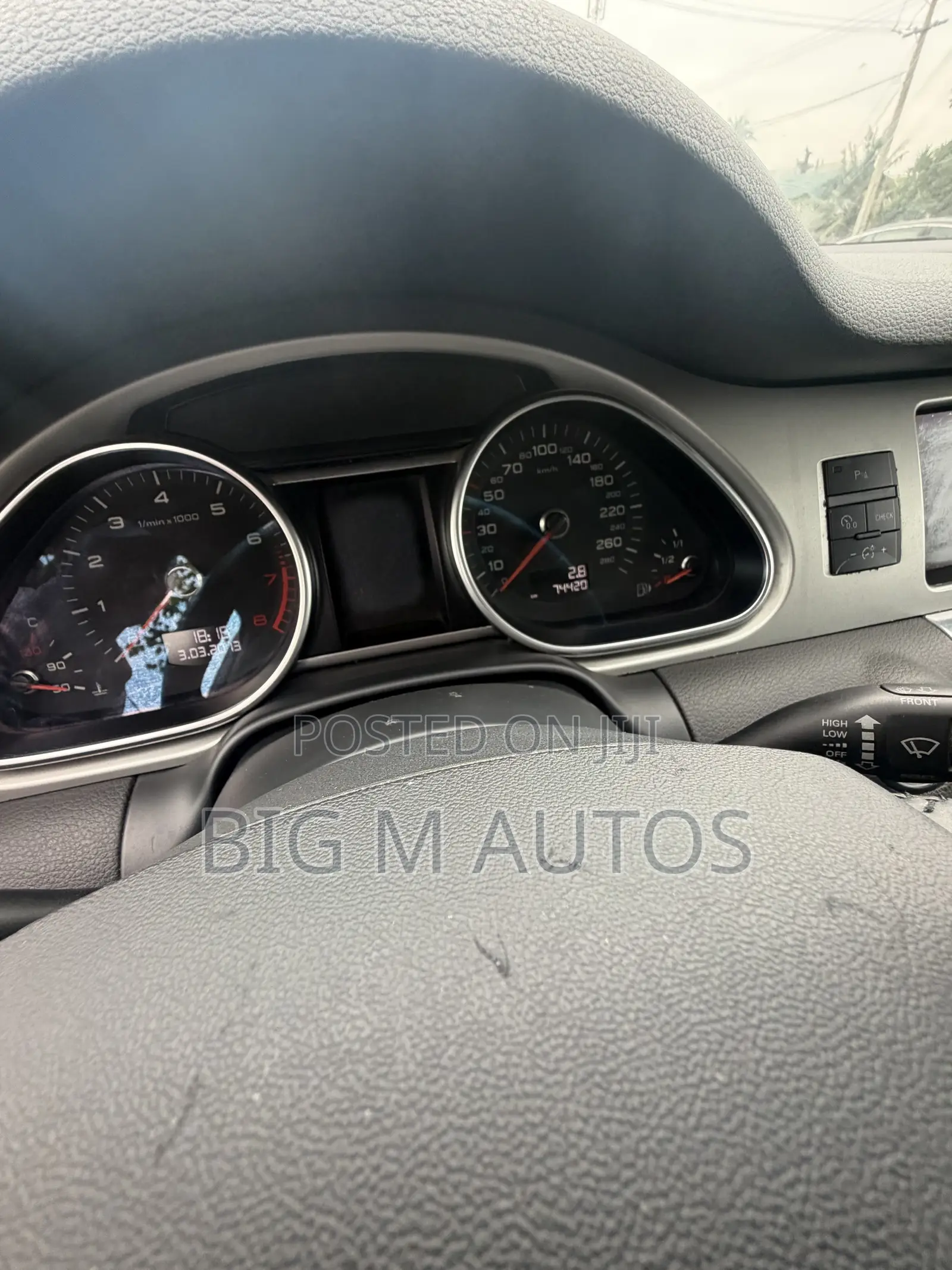 Audi Q7 2010 Black