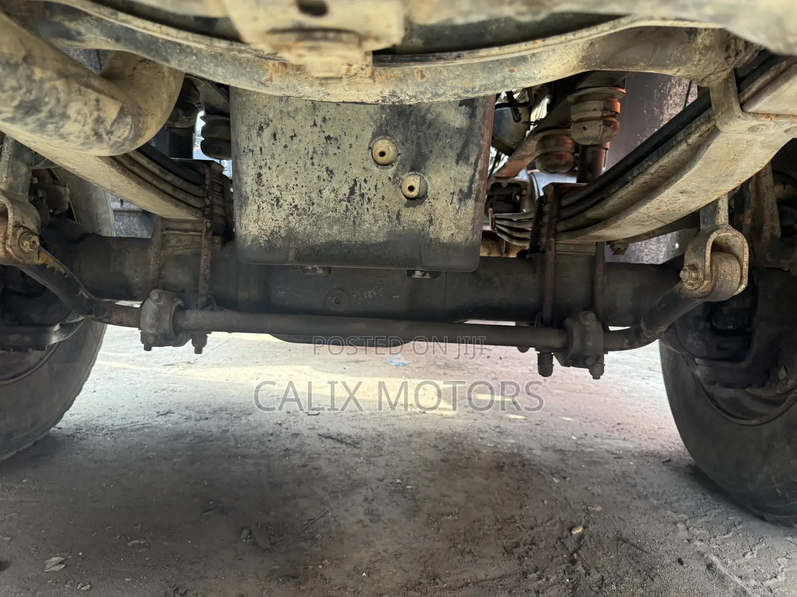 Foreign Used Man-Diesel 10 Tyres Dump Truck.