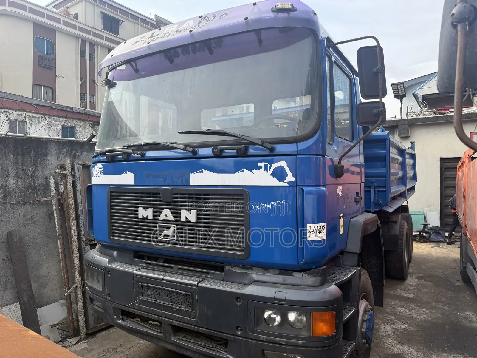 Foreign Used Man-Diesel 10 Tyres Dump Truck.