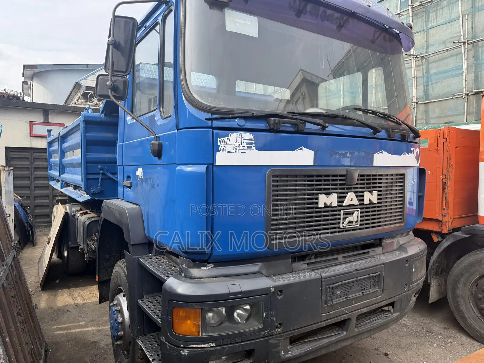 Foreign Used Man-Diesel 10 Tyres Dump Truck.