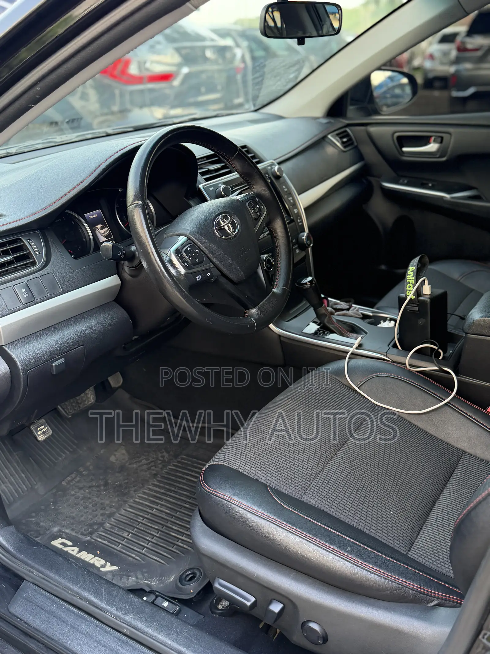 Toyota Camry SE 4dr Sedan (2.5L 4cyl 6A) 2017 Black