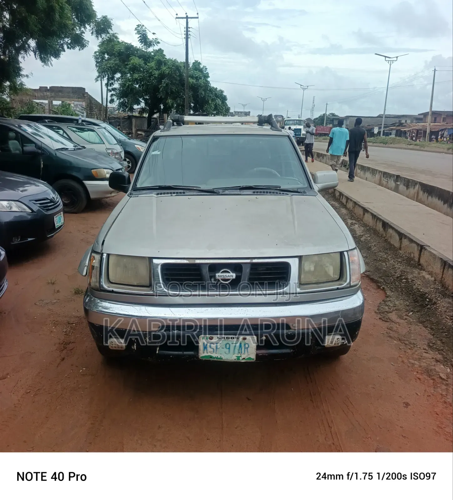 Nissan Frontier 2002 Silver