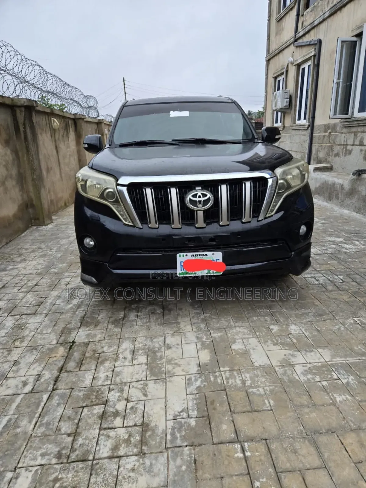Toyota Land Cruiser Prado 2010 Black