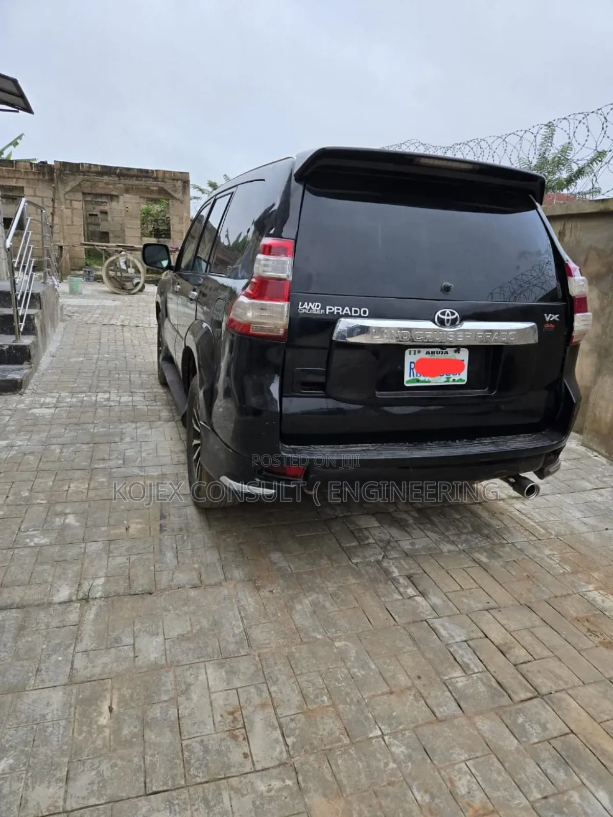 Toyota Land Cruiser Prado 2010 Black