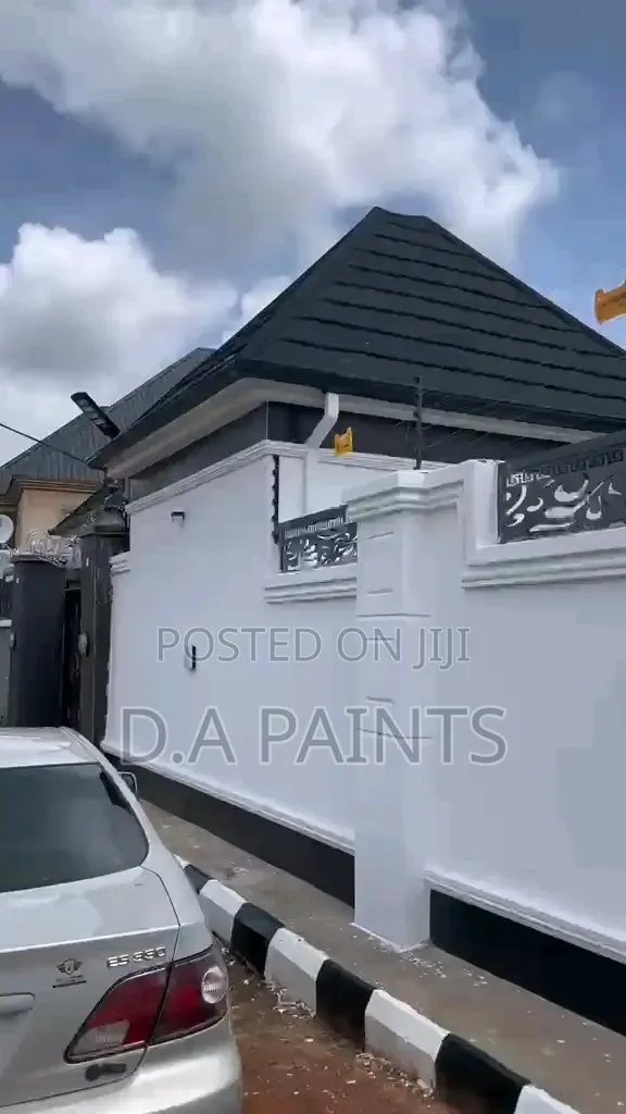 4bdrm Bungalow in Owerri for sale