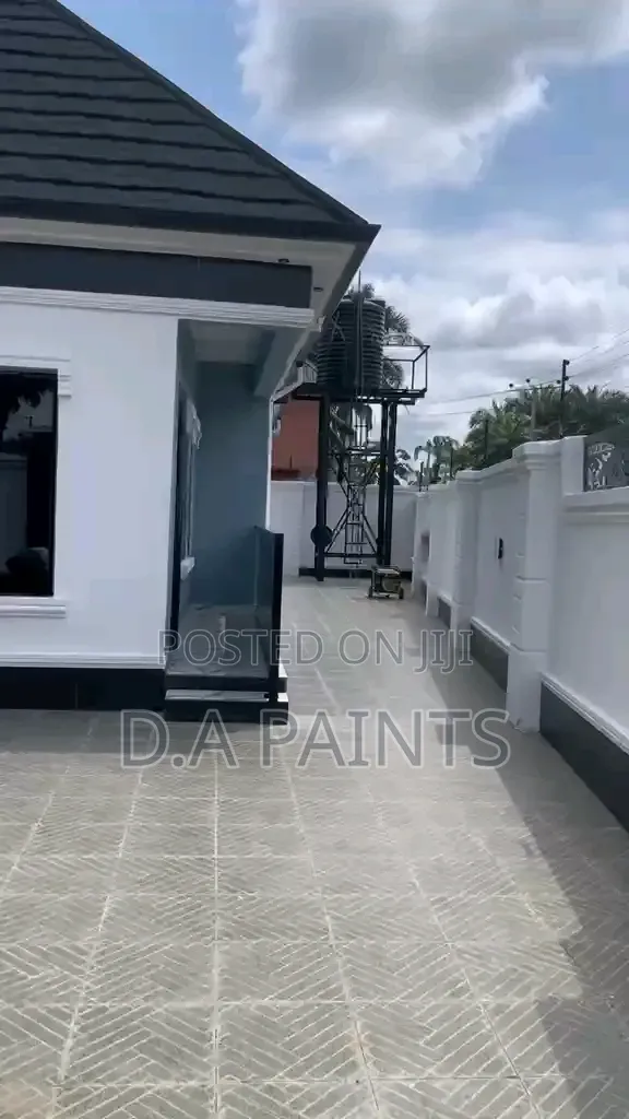 4bdrm Bungalow in Owerri for sale