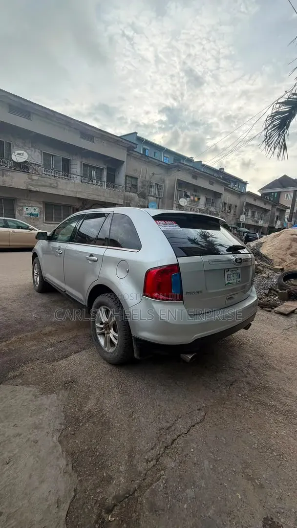 Ford Edge 2012 Silver