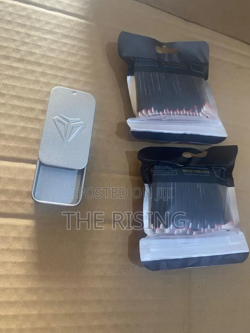 Gaming Finger Sleeves With Storage Case for Gaming