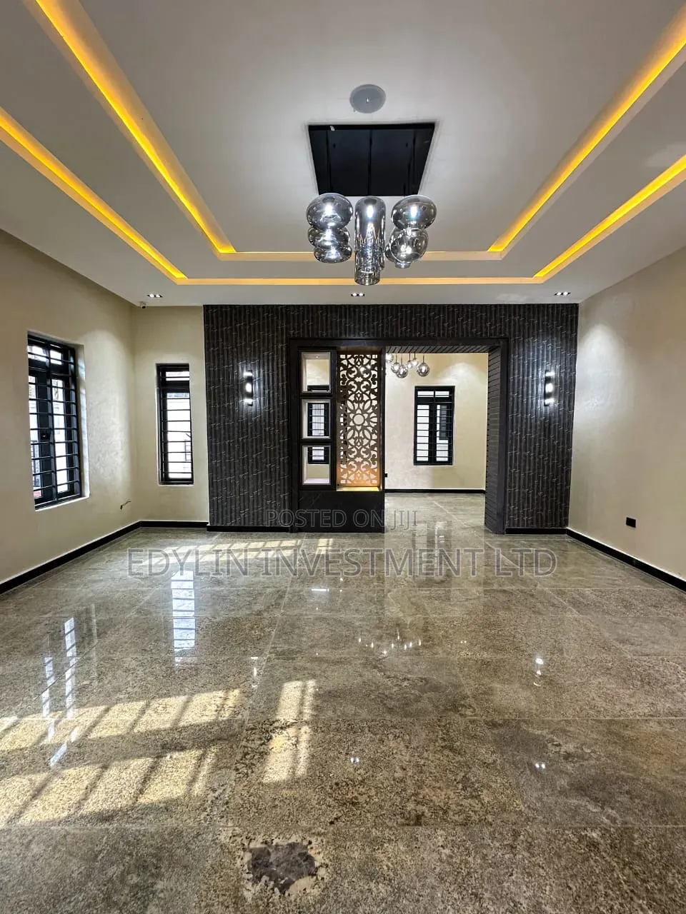 5bdrm Duplex in Inside An Estate, Dape for sale