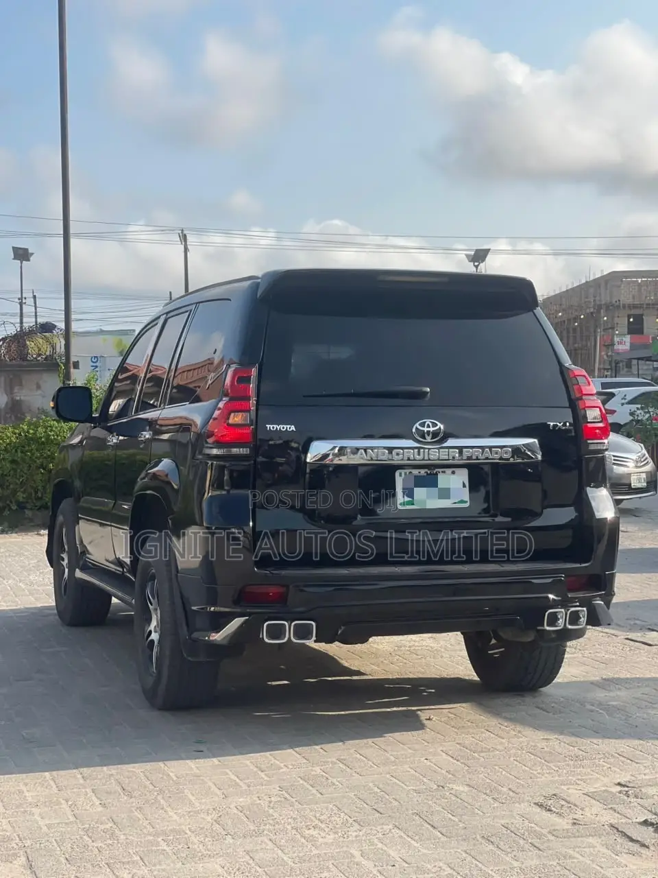 Toyota Land Cruiser Prado 2023 Black