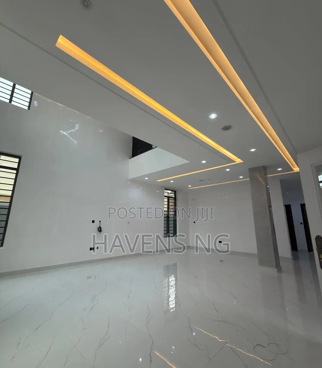 5bdrm Duplex in Apo Resettlement for sale