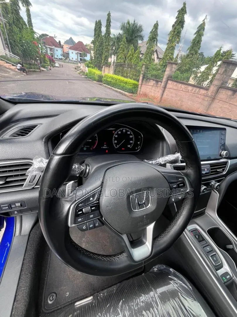 Honda Accord Sport (2.0L 4cyl Turbo 10A) 2019 Blue
