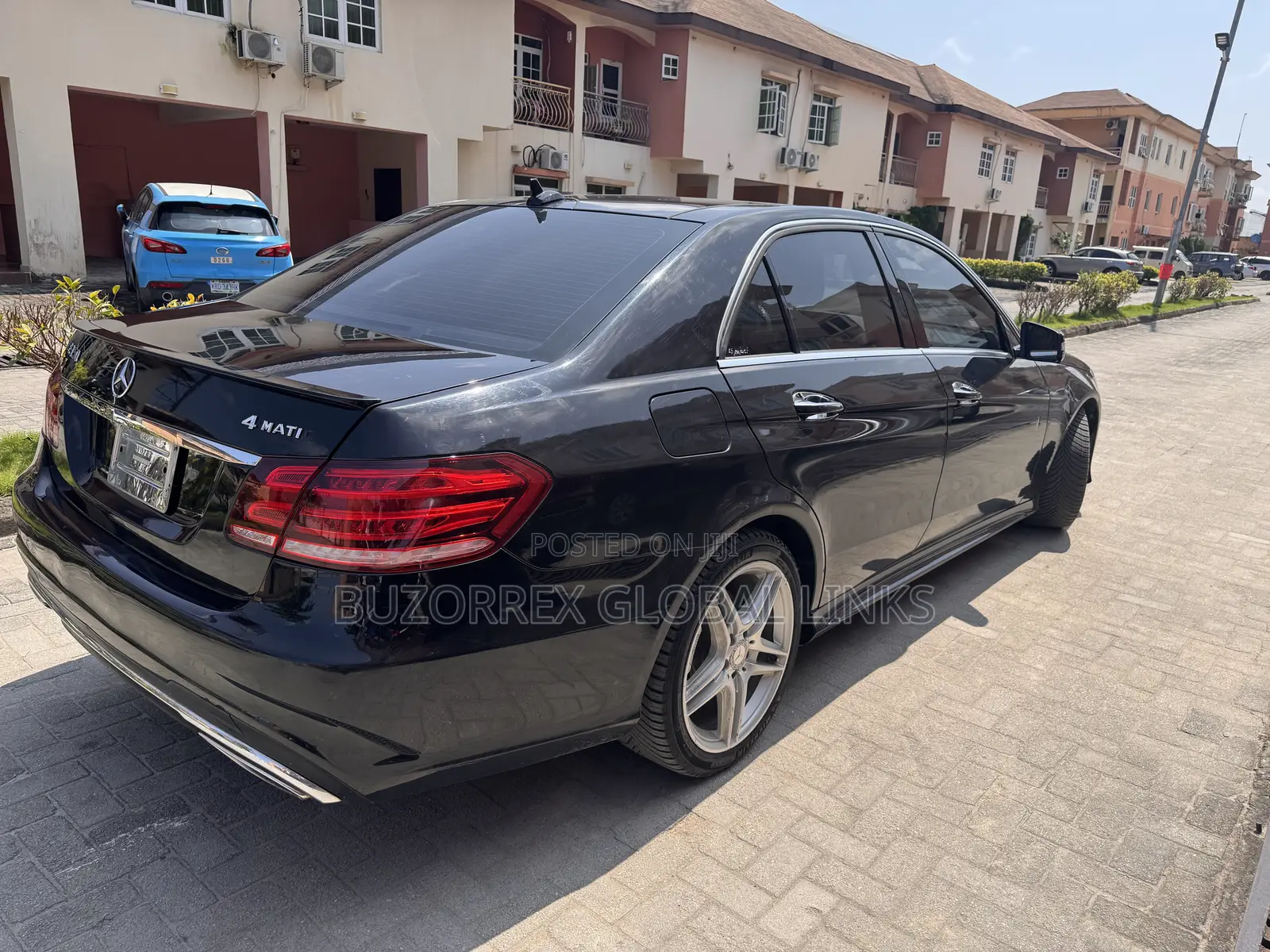 Mercedes-Benz E350 Base 4Matic Sedan AWD (3.5L 6cyl 7A) 2014 Black