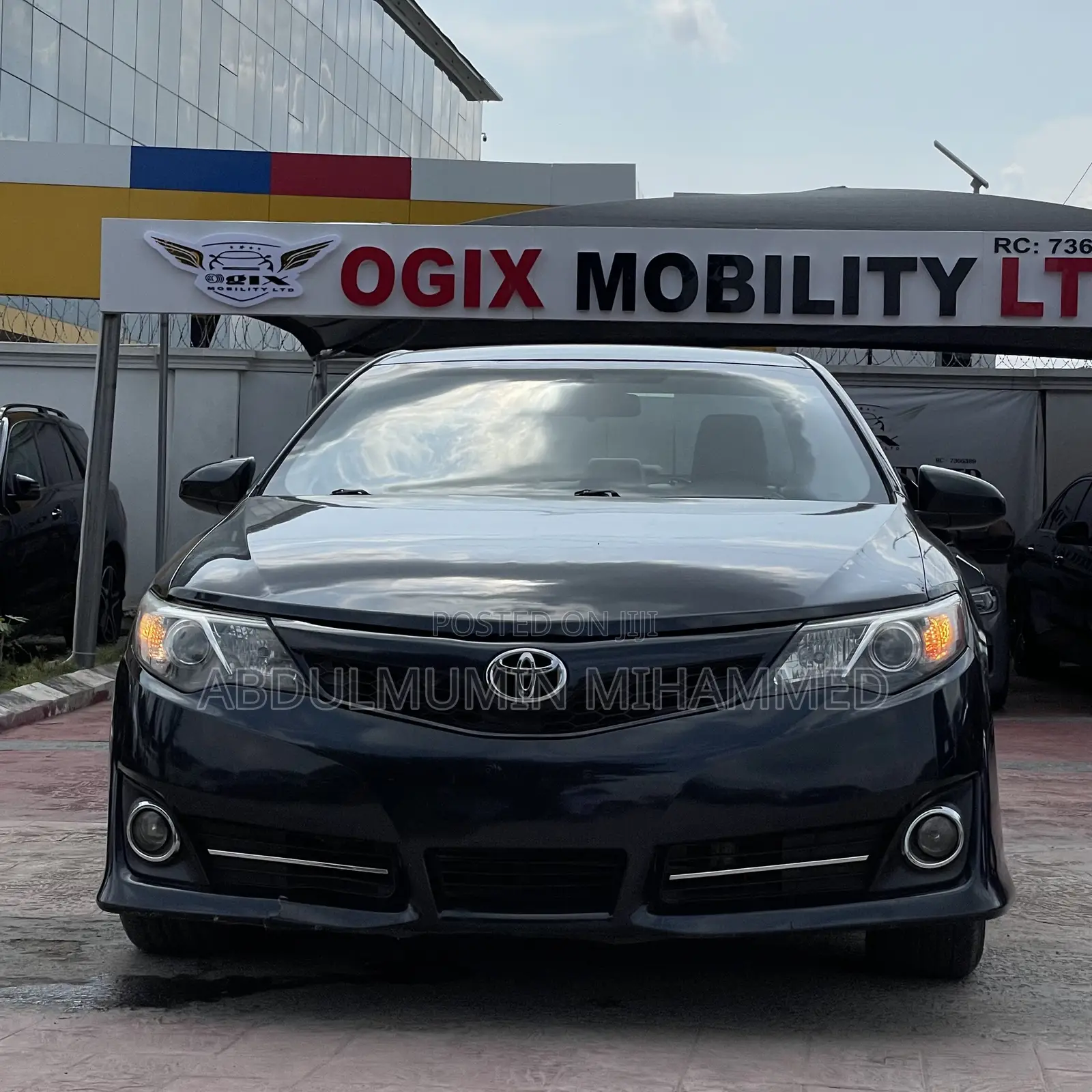 Toyota Camry SE 4dr Sedan (2.5L 4cyl 6A) 2015 Black