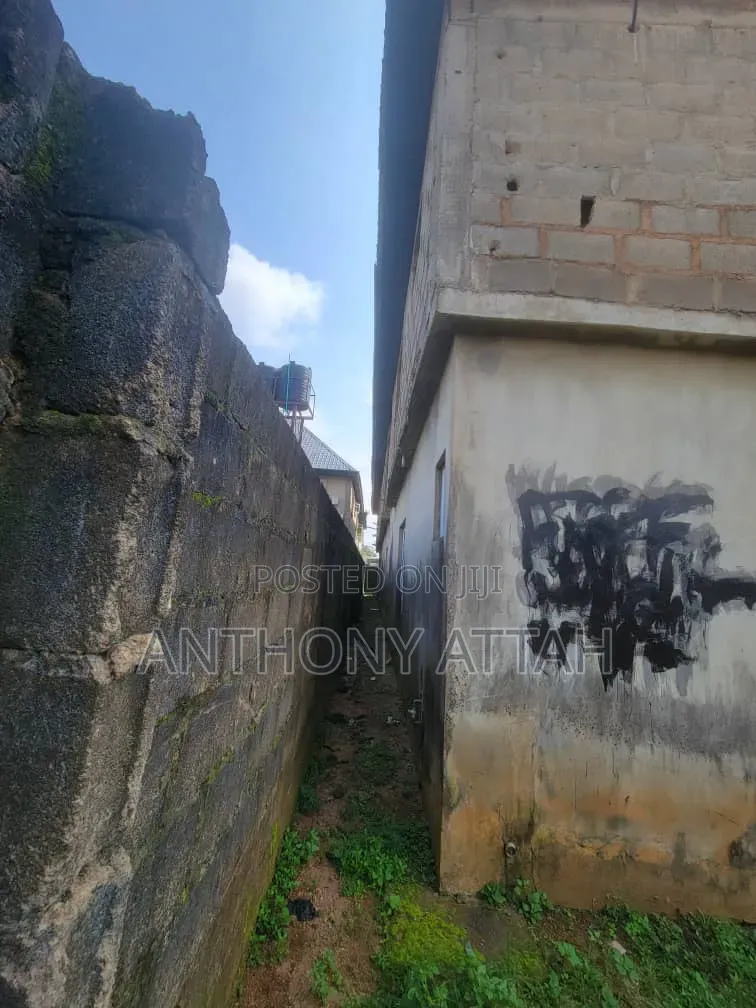 Furnished 10bdrm Room & Parlour in An Estate, Ipaja Road for sale
