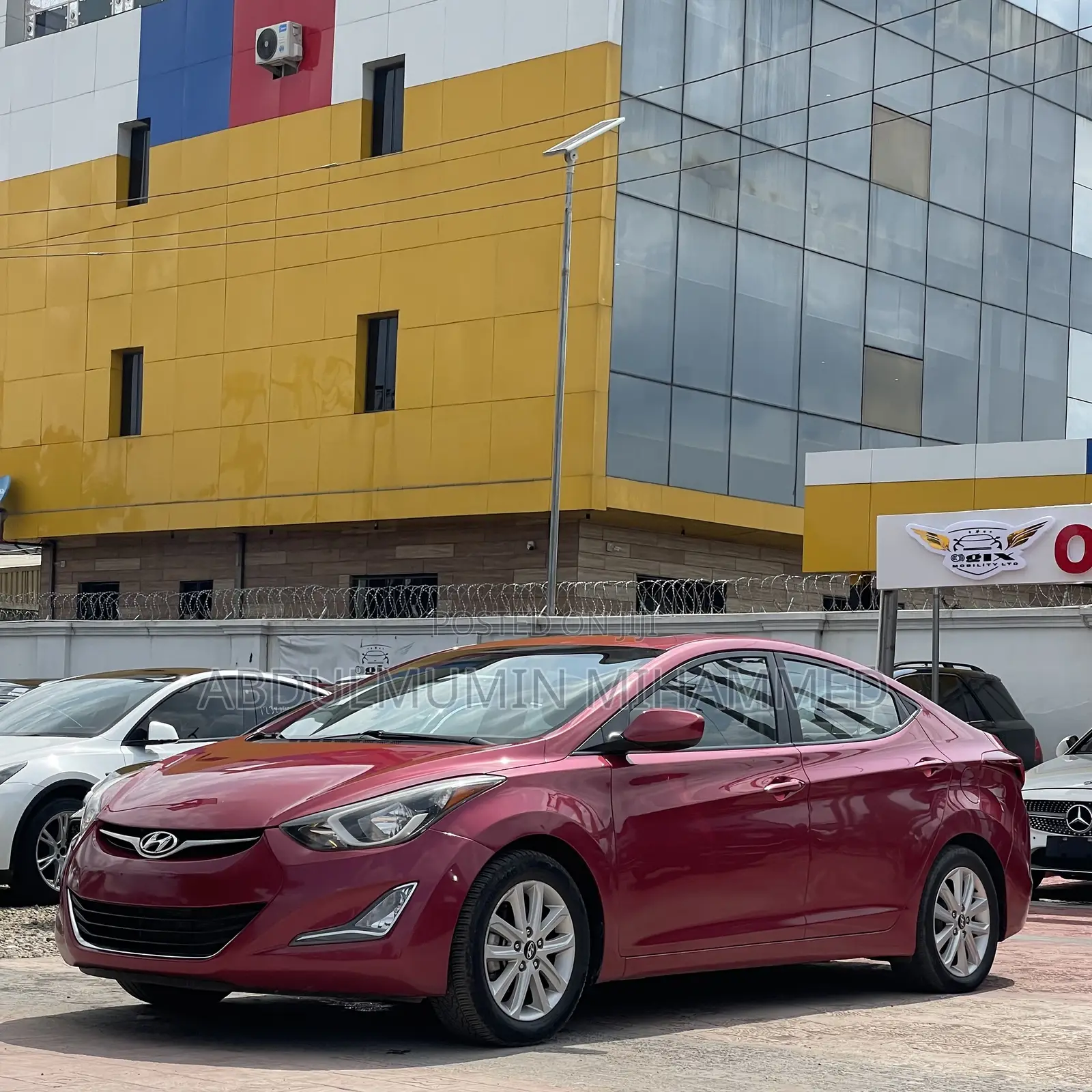 Hyundai Elantra 2015 Red