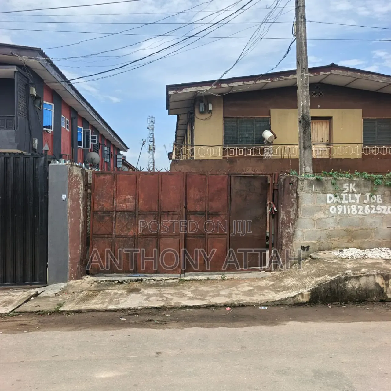 Furnished 10bdrm Room & Parlour in An Estate, Ipaja Road for sale