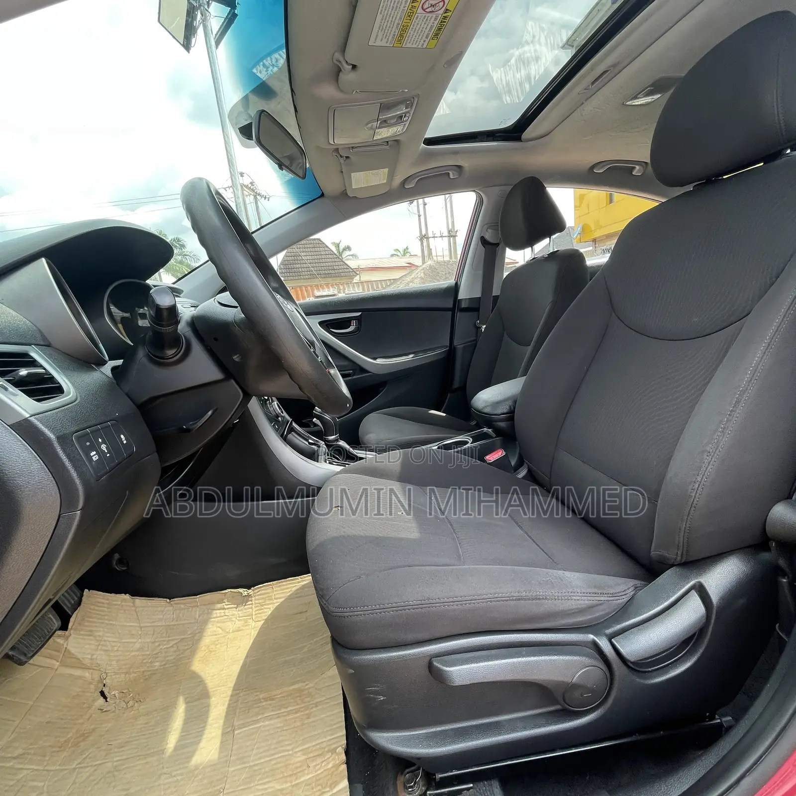 Hyundai Elantra 2015 Red