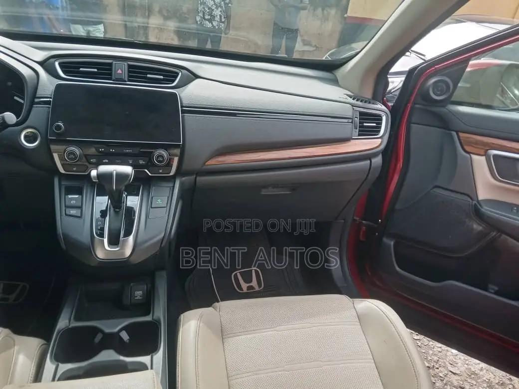 Honda CR-V Touring AWD 2018 Red