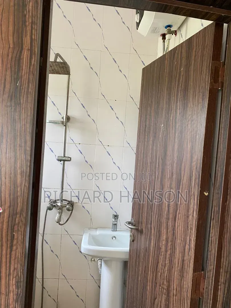 2bdrm Apartment in Good Estate, Sangotedo for rent