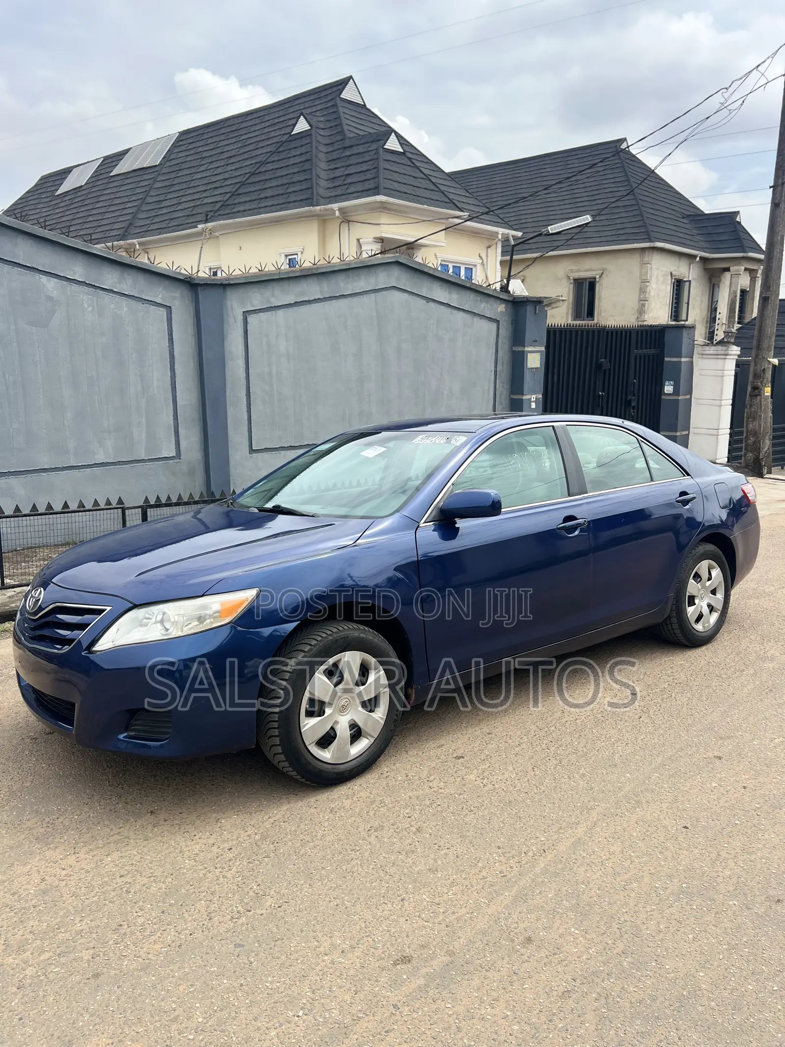 Toyota Camry 2010 Blue