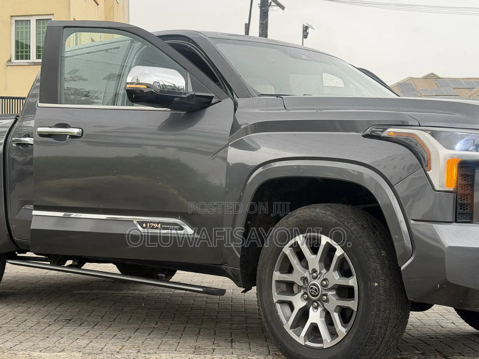 Toyota Tundra 1794 Edition CrewMax 5.5' Bed 2024 Gray