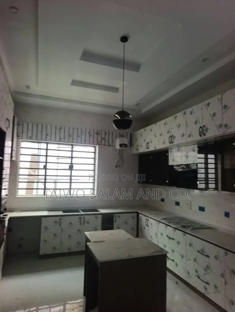 4bdrm Duplex in Bodija for sale