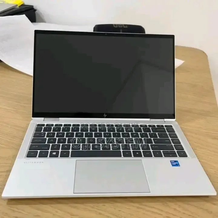 Laptop HP EliteBook 1040 G8 32GB Intel Core i7 SSD 512GB