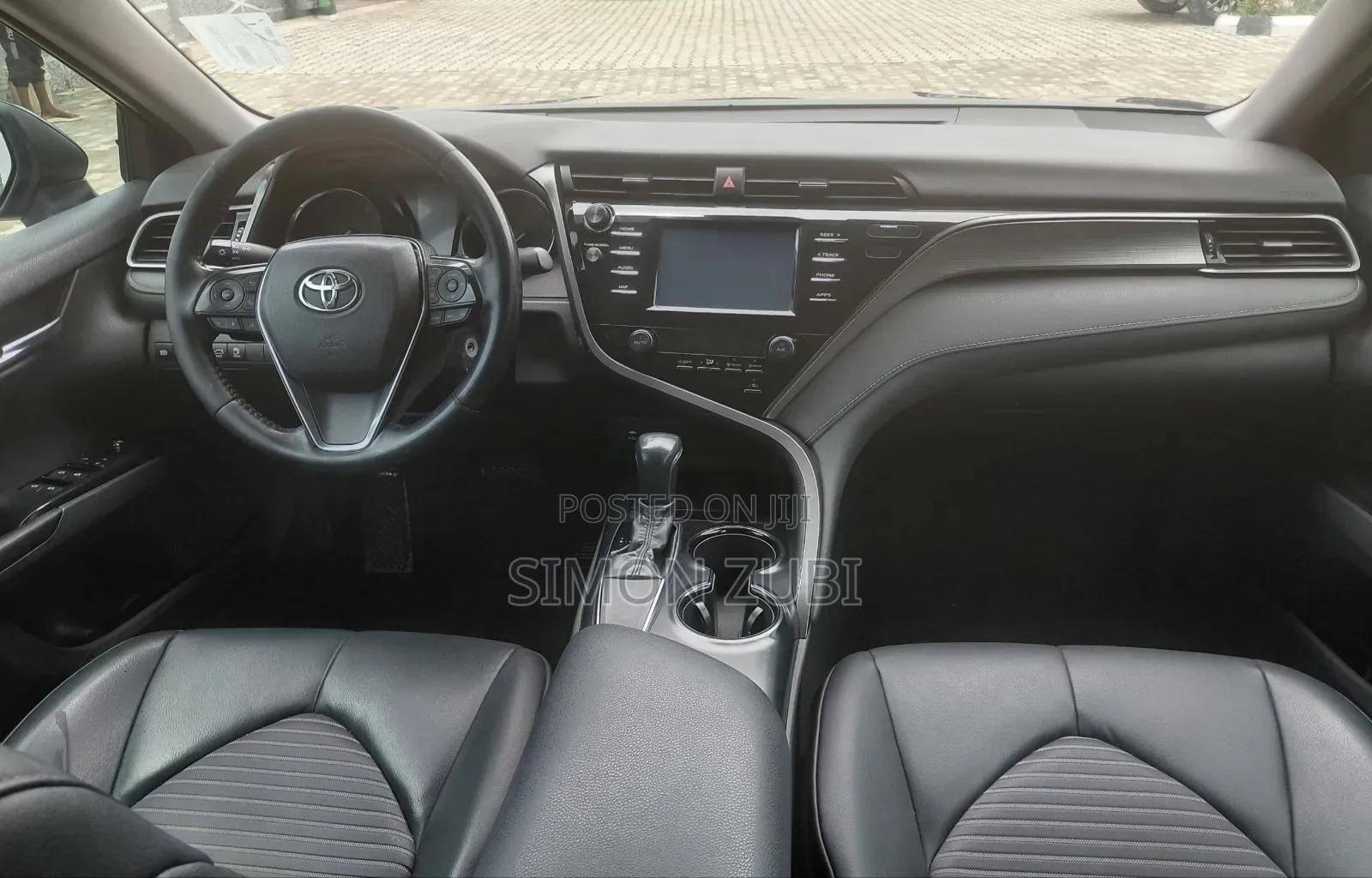 Toyota Camry SE (2.5L 4cyl 8A) 2019 Black