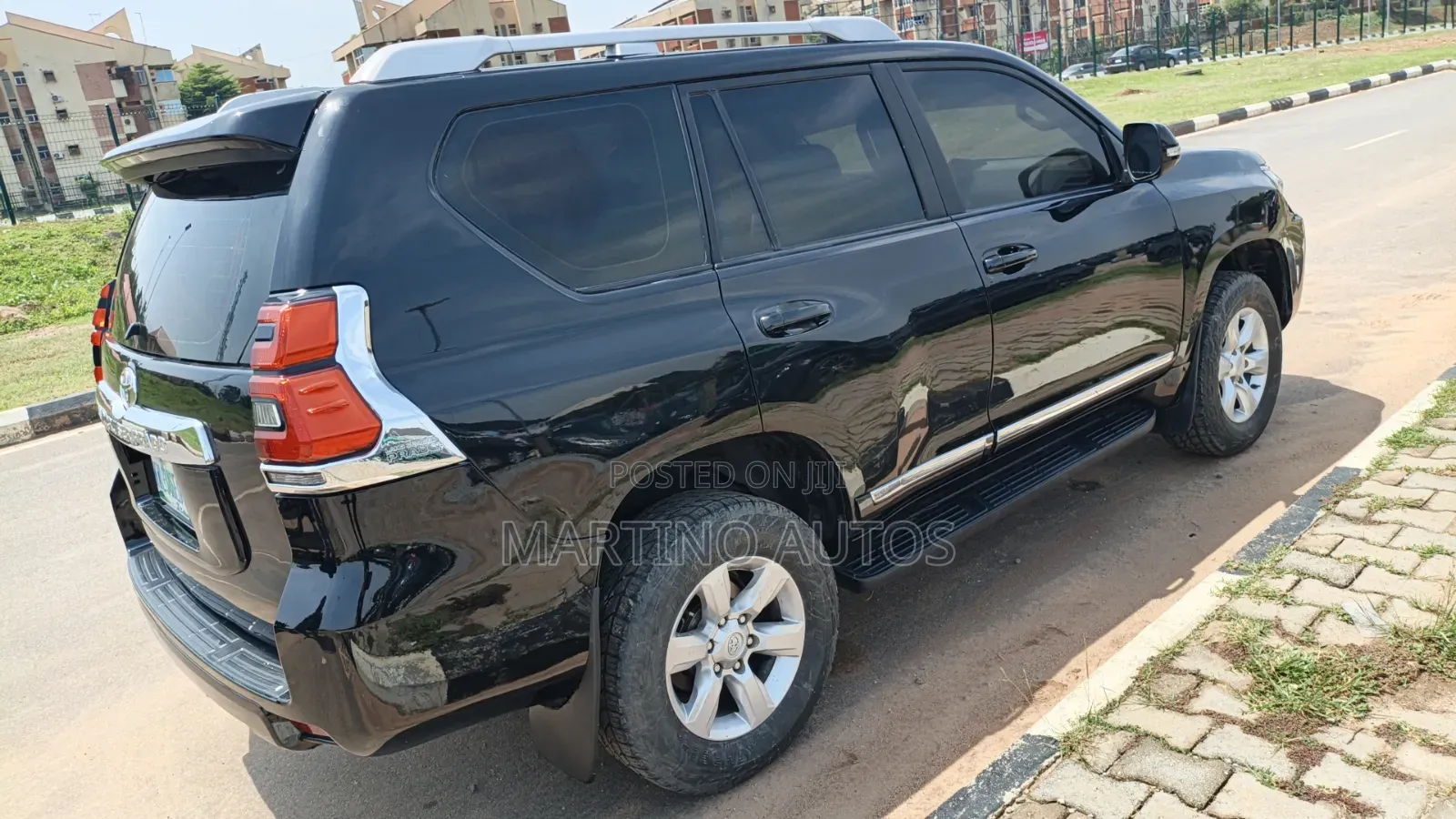 Toyota Land Cruiser Prado 2014 Black