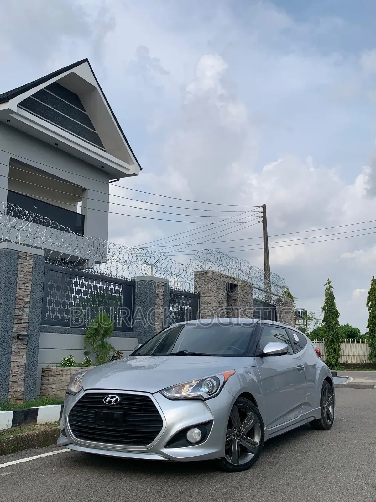 Hyundai Veloster 3dr Hatchback w/Black Interior (1.6L 4cyl 6AM) 2014