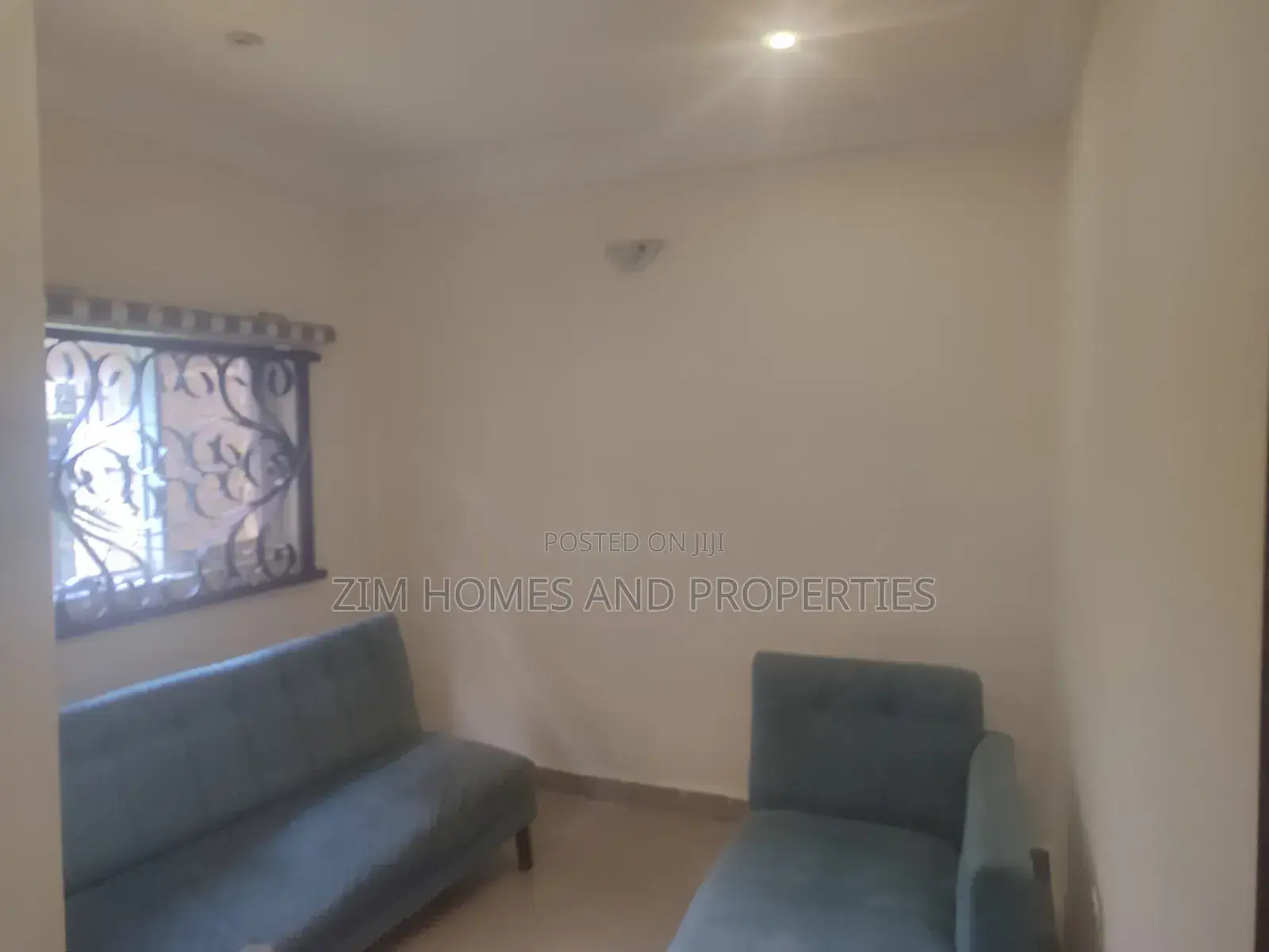 1bdrm Block of Flats in Zim Homes And, Apo Resettlement for rent