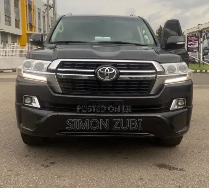 Toyota Land Cruiser 4.5 V8 GXR 2020 Black